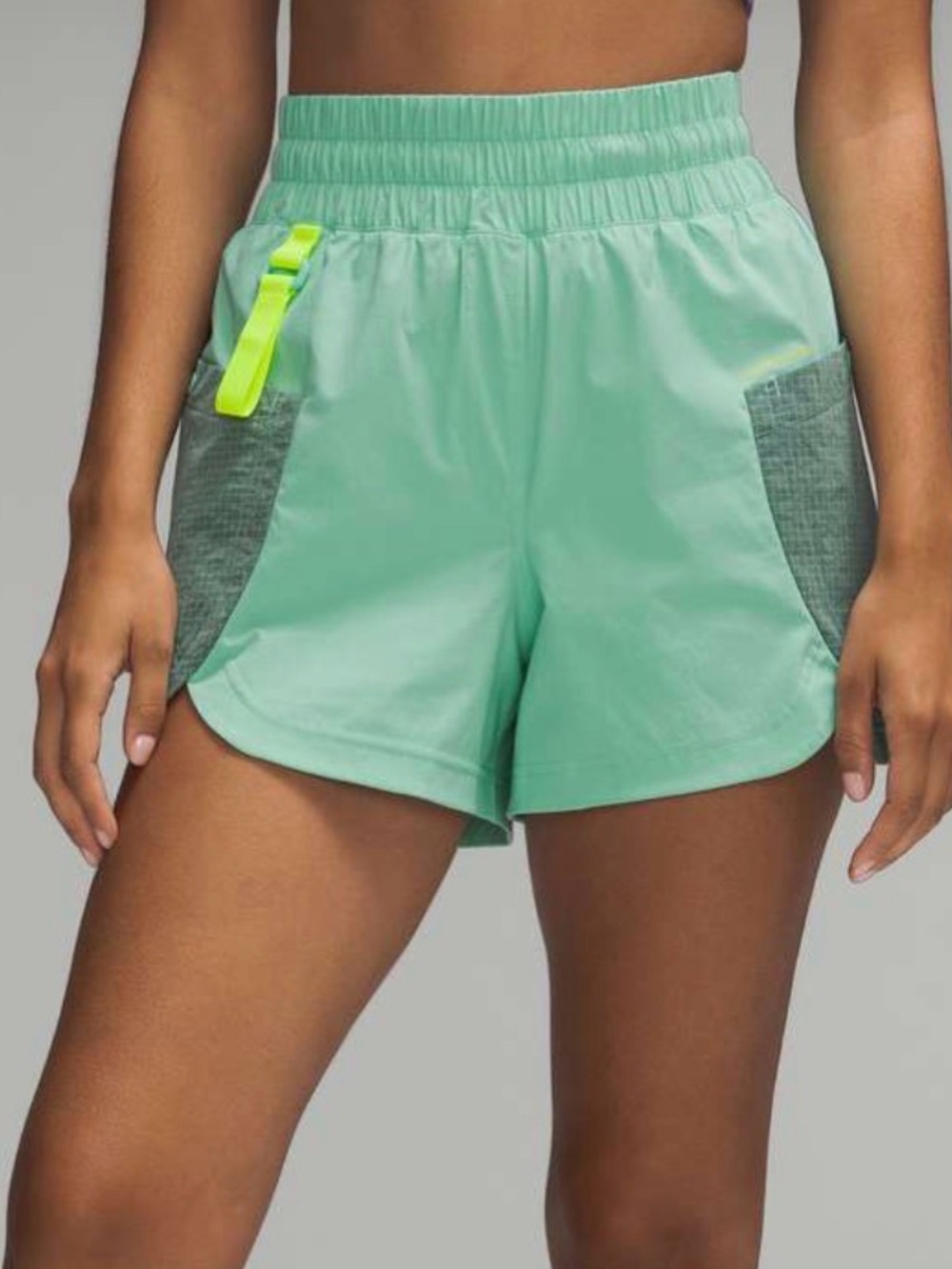 Lululemon Drop-In Pocket High-Rise Hiking Short 4" Wild Mint
